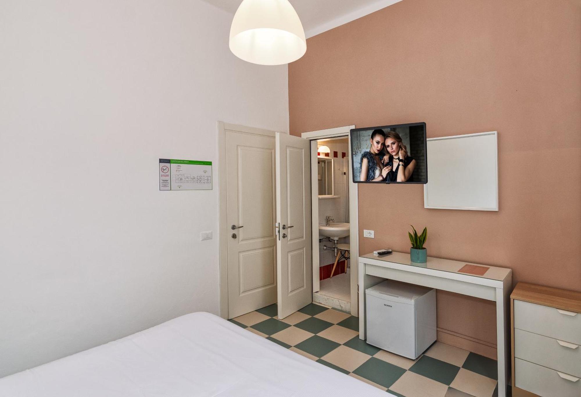 Hotel Happy Marina di Pietrasanta Exterior foto