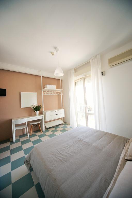 Hotel Happy Marina di Pietrasanta Exterior foto