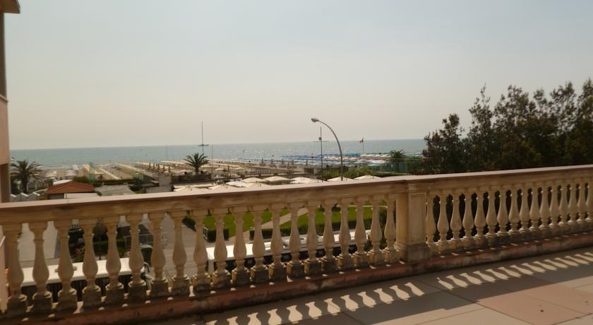 Hotel Happy Marina di Pietrasanta Habitación foto